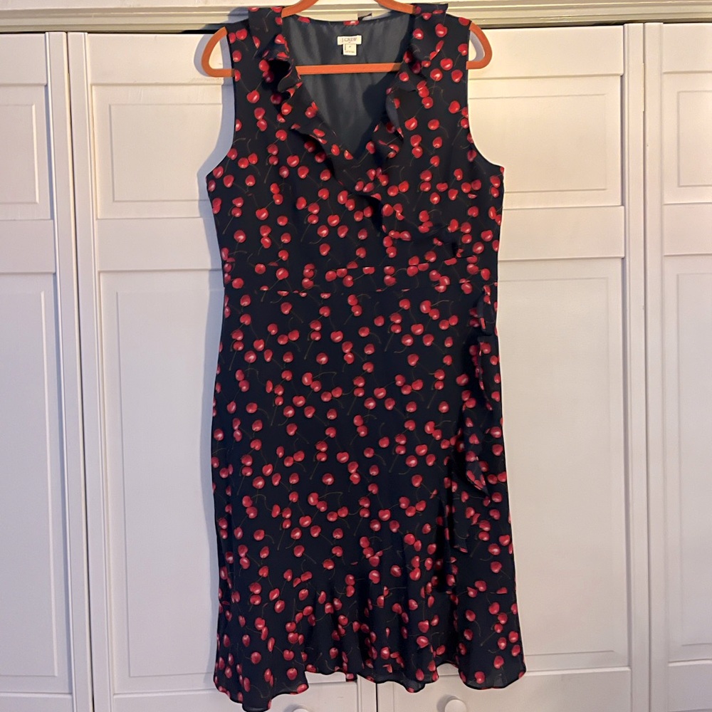 Adorable navy dress with cherry 🍒 pattern and ruffles from JCrew. Size 14